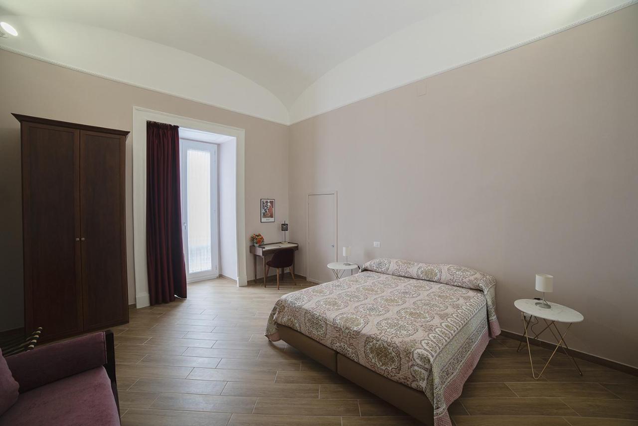 B&B Galleria Principe Di Napoli Luaran gambar