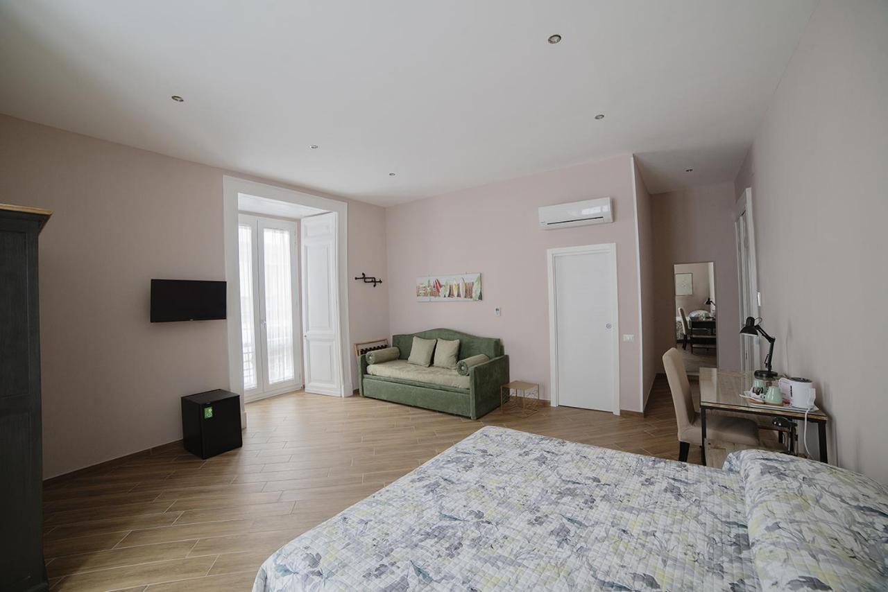B&B Galleria Principe Di Napoli Luaran gambar