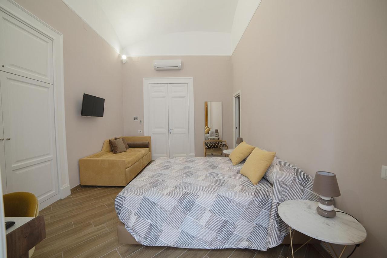 B&B Galleria Principe Di Napoli Luaran gambar